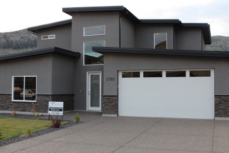 2782 Beachmount Crescent